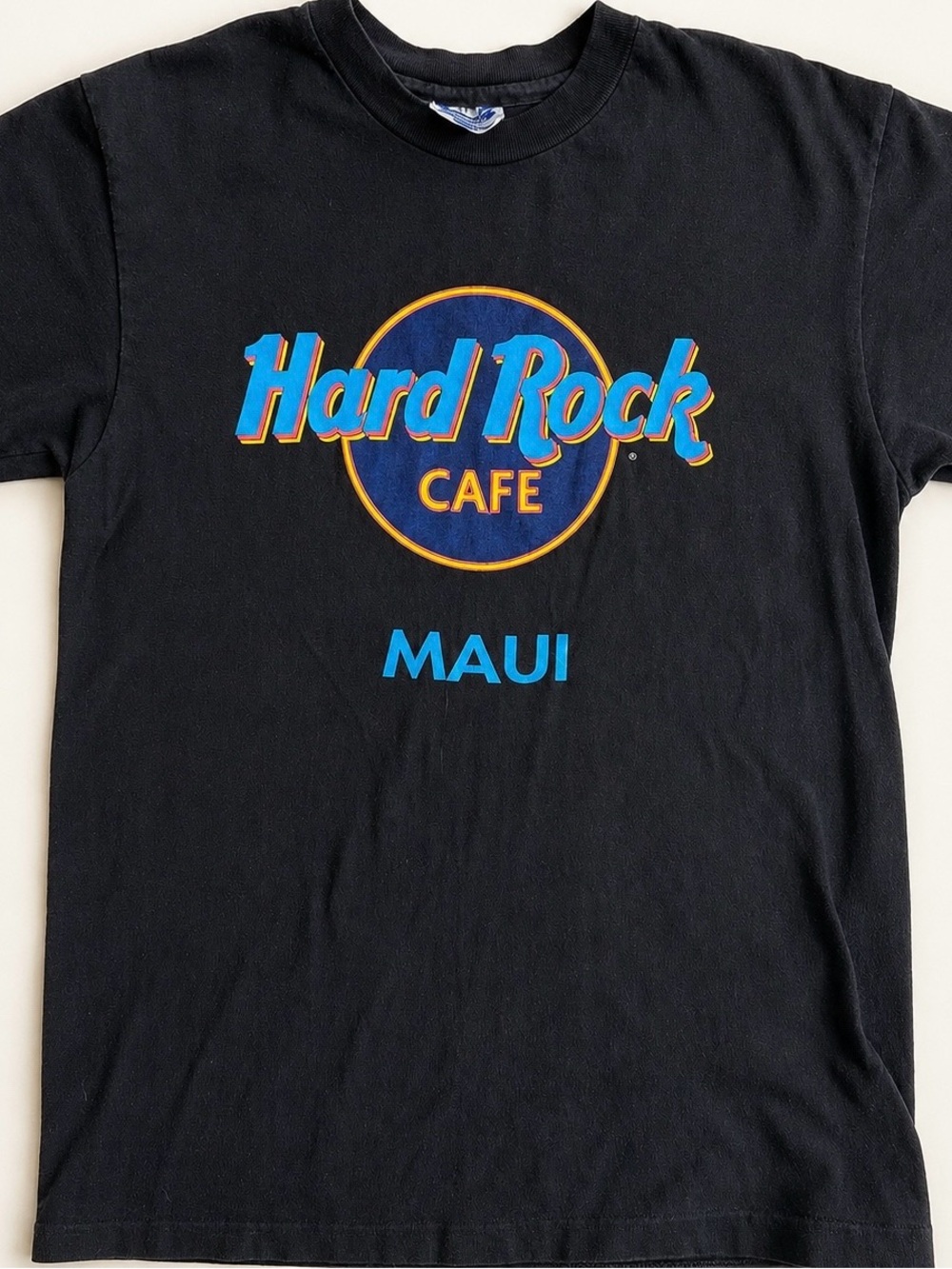 Hard Rock Cafe Maui 90s Single Stitch Black T-Shirt Small Hawaii Neon - Picture 1 of 4